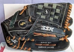 Vintage Ssk 13" Rht Black Baseball Glove Professional Edge Model SBG-81. Fixed Price $21.95.