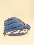Wilson A2000 1786 Autism Speaks 11.5" Baseball Glove Rht - WBW102103115. Fixed Price $224.99.