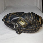 Franklin Field Master Ready To Play 31.5" Black Catcher's Mitt 22638 Rht. Fixed Price $24.95.
