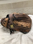 Wilson A440 13 Women S/girls Monster Web Fastpitch Softball Glove Right Throw. Fixed Price $75.00.