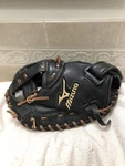 Mizuno GXS-55 Mvp Series Womens 34 Fast-pitch Softball Catchers Mitt Left Throw. Fixed Price $175.00.