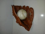Vintage Wilson Willie Davis A2100 Pro Model Rht Baseball Glove. Fixed Price $12.00.