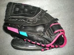 Mizuno Finch Gpp 1105F2 Fast Pitch Youth Baseball Glove Mitt Left Handed. Fixed Price $29.89.