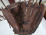 Rawlings P12BF Baseball Gold Glove Pro Inch Right Hand. Fixed Price $40.00.