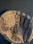 Wilson A2458 11 Inch Right Hand Throw Rht Baseball Glove Tan Black Flexback. Fixed Price $15.00.