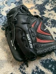 Mizuno GPT-1150-Y1 11.5 Youth Baseball Softball Glove Right Hand Throw. Fixed Price $21.75.