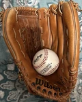 Vintage Wilson Bruce Sutter Autograph Model Baseball Mitt Rh Throw 131954 Nice!. Fixed Price $42.00.