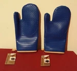 Norpro Silicone & Inside Cotton Fabric Oven Glove Blue Non Slip 485F. Fixed Price $14.97.