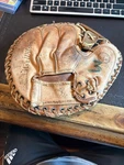 Vtg A9876 "it's Wilson" Leather Softball Catchers Glove Made Usa. Fixed Price $36.99.