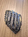 Louisville Slugger Genesis 1884 GENBD-1300 14 Baseball Softball Glove Rht. Fixed Price $19.99.