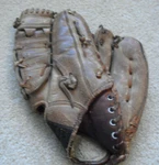 Vintage 1970S Wilson Bobby Bonds Leather Baseball Glove. Fixed Price $26.04.