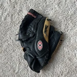 Easton Typhoon T13-T Baseball Softball Glove Size 13" Rht Right Hand Throw Usa. Fixed Price $26.00.