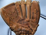 Rawlings RGB135 Deep Well Pocket Baseball Glove Ricky Henderson Right Hand Throw. Fixed Price $18.00.