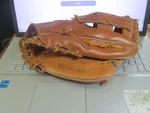 Wallace Super Pro GT-60AC Pigskin Laced Flex Hing Leather Baseball Glove Rht 12. Fixed Price $17.95.