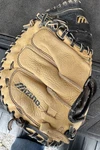 Mizuno Mvp 1150 11.5" Catchers Baseball Glove Right Hand /black Leather V-flex. Fixed Price $48.00.