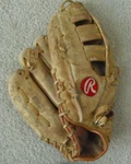 Vintage 1980S Rawlings Andre Dawson RSG9T Left Hander Leather Baseball Glove. Fixed Price $26.97.
