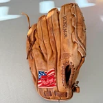 Rawlings Heritage Series XFG140S 14" Baseball Softball Glove Rht Usa Flag Patch. Fixed Price $75.00.