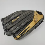 Mizuno Victory Series Professional GSP1401D 14" Lh Baseball Glove Right Throw. Fixed Price $24.00.