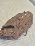 Wilson Professional Model A2101 Baseball Glove Infield Rht Dave Cash 12". Fixed Price $23.48.