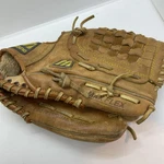 Mizuno Max Flex Professional Mode Custom Form Pocket MZ1210 Right Throw. Fixed Price $22.99.