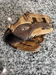 Easton Stealth Travel Softball Glove 12 STB81 Steer Hide. Fixed Price $19.99.