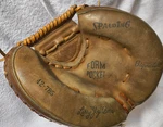 Yogi Berra 42-785 Spalding Baseball Glove Rht Signature New Web Wrist Lace !. Fixed Price $79.99.