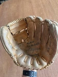 Spalding Dick Mcauliffe Glove Rht Baseball Signature Model 10. Fixed Price $12.99.