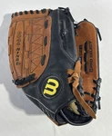 Wilson 12.5 Pro Select Dual Hinge Right Throwing Hand Baseball Glove A2476. Fixed Price $15.95.