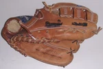 Spalding Leather Left Hand Glove Rht Mitt Baseball/ Softball Franchise. Fixed Price $14.98.