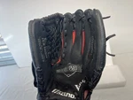 Right Handed Mizuno Prospect Mmz 116P2 11.5" Baseball Glove Nice! Black/ Red. Fixed Price $29.50.