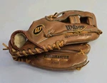 Wilson A2601 Fieldmaster Snap Action 12" Baseball Glove Mitt Right Handed. Fixed Price $14.99.