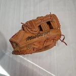 Mac Gregor Ron Cey K2397 Right Hand Thrower Pro Mag Leather Glove. Fixed Price $12.99.