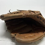 Vintage Wilson A2142 Bobby Bonds Model Baseball Glove Lht Leather. Fixed Price $17.99.