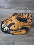 Franklin Youth T-ball Baseball Glove 4610TN 9.5 Right Hand Thrower Rtp. Fixed Price $9.40.