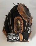 Youth 9 Louisville Slugger Rh Throw Genesis 1884 Ball Mit Bruise Gard Padding. Fixed Price $15.99.