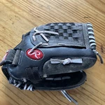 Rawlings PM120DS Baseball Glove Playmaker Series Rht Right Hand Throw. Fixed Price $14.95.