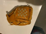 Easton Inch Leather Youth Baseball Glove EX410 Black Magic Rht Vintage. Fixed Price $25.00.