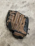 Easton Youth Baseball Glove Mitt GR11 Lht. Fixed Price $24.99.
