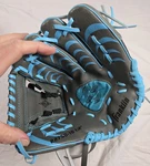 Franklin Baseball Glove Youth 10.5" 22750 Shok Sorb Right Hand Throw Gray & Blue. Fixed Price $15.29.