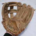 Rawlings RBG66 Tony Gwynn Baseball Glove Rht Brown Leather Deep Well Pocket. Fixed Price $22.00.