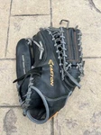Easton Baseball Mitt EMKC1275-12 3/4 Lh Throw. Fixed Price $39.99.
