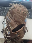Rawlings Hoh 33.5 Catchers Mitt PRORCM335. Fixed Price $225.00.