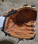 Wilson A1600 ESB1 13" Leather Mitt Oversized Pocket Elite Softball Glove Rht. Fixed Price $19.99.