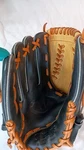 Spalding Stadium Series 12.5 " Outfield Baseball Glove 42094 Fr. Fixed Price $54.99.