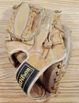 Vintage Wilson Pro Style Baseball Glove Model A2104 Jim "catfish" Hunter Rht. Fixed Price $19.99.