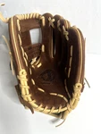New Nokona Colt C-400 Baseball Glove 11.5" Inch Rht 1/2". Fixed Price $289.99.