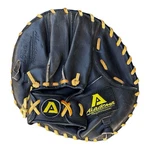 Akadema Professional Apg 97 Regular Pancake Glove Mma Block Boxing Pad Rht. Fixed Price $39.97.