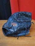 Rawlings GG1000 12 Gold Labels Baseball Softball Glove Rht Right Hand Throw. Fixed Price $92.97.