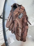 Rawlings FP120PC Fast Pitch Softball 12" Baseball Glove Mitt Rht Pink Stitching. Fixed Price $10.00.