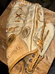 Spalding Jim Palmer Baseball Glove Rht Top Grain Leather 11.5 42-5385. Fixed Price $9.60.